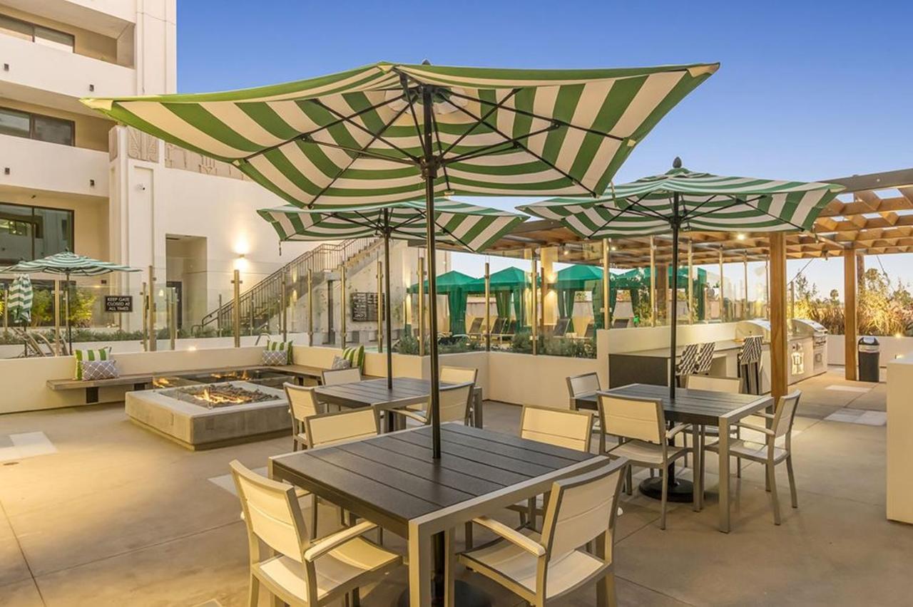 One Lux Stay At The Mansfield Miracle Mile Los Angeles Exteriör bild