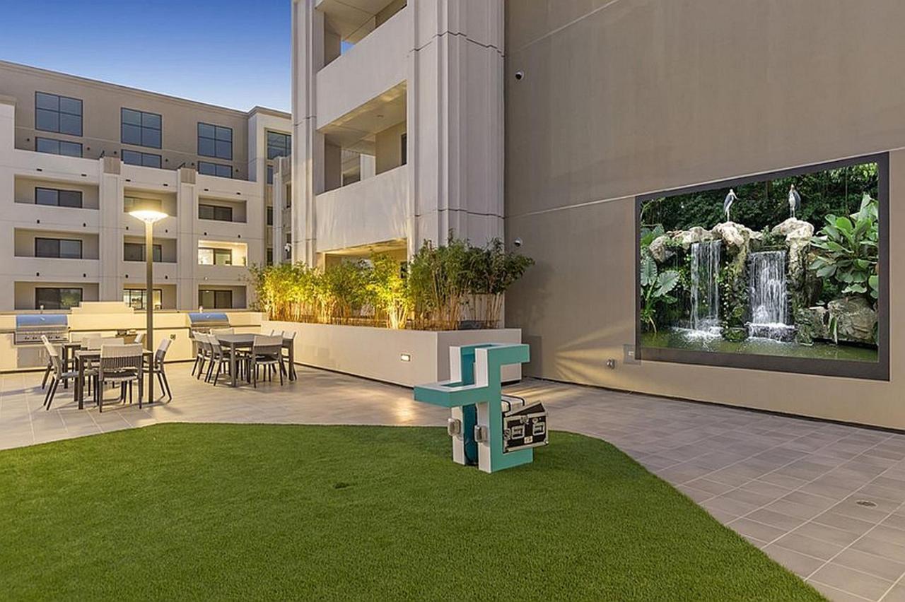 One Lux Stay At The Mansfield Miracle Mile Los Angeles Exteriör bild