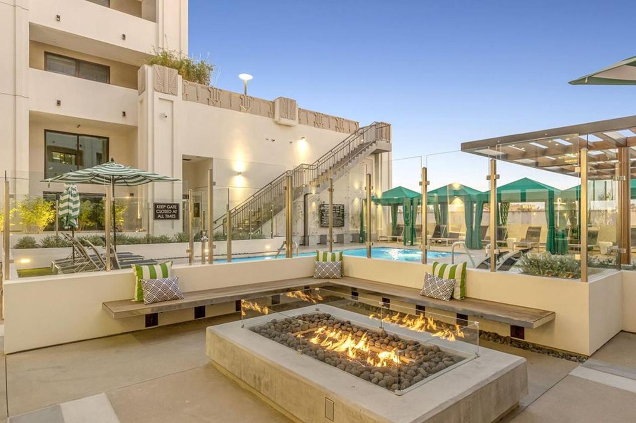 One Lux Stay At The Mansfield Miracle Mile Los Angeles Exteriör bild