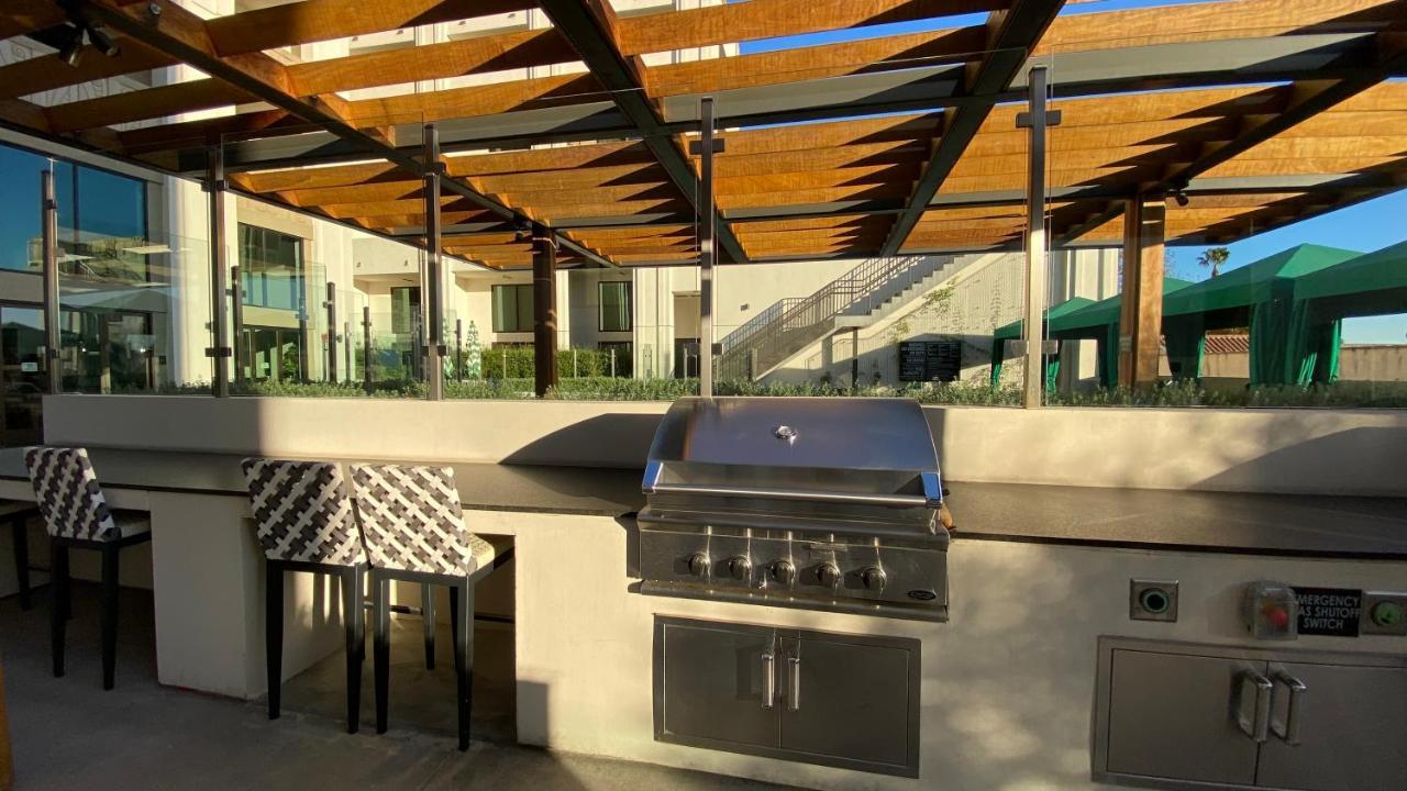 One Lux Stay At The Mansfield Miracle Mile Los Angeles Exteriör bild